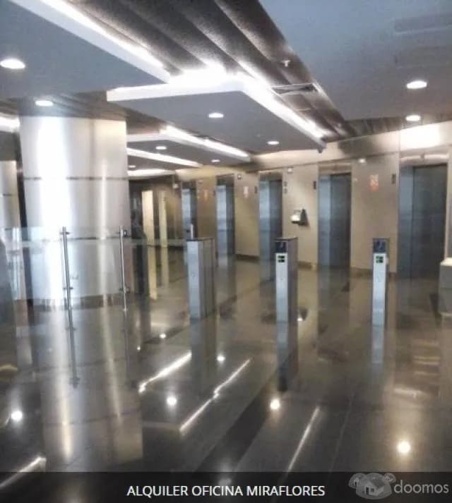 Alquiler de oficina en moderno edificio empresarial "El Reducto" — foto 10