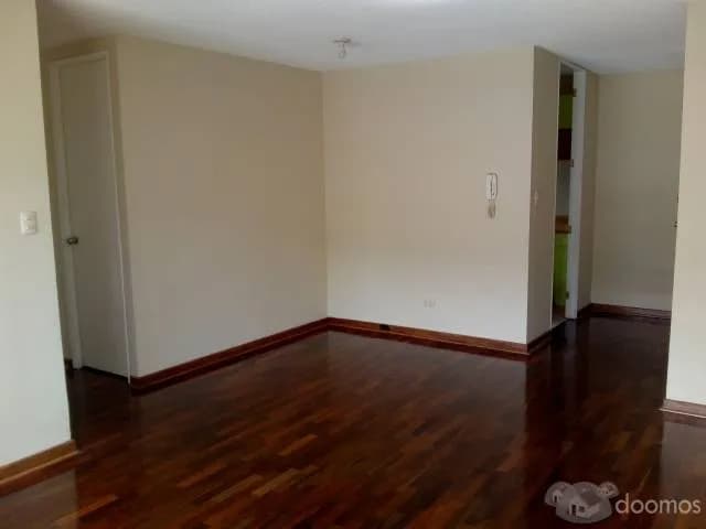 ALQUILO LINDO DEPARTAMENTO 2DO PISO- ASCENSOR — foto 3