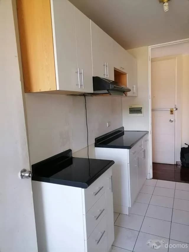 ALQUILO LINDO DEPARTAMENTO 2DO PISO- ASCENSOR — foto 2