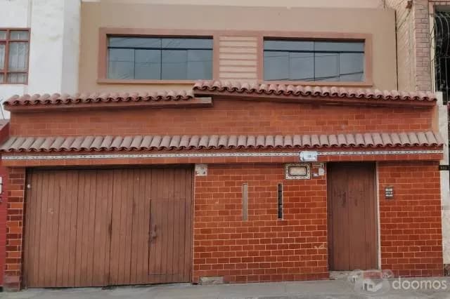 VENTA DE CASA A PRECIO DE TERRENO IDEAL PARA CUALQUIER PROYECTO — foto 1