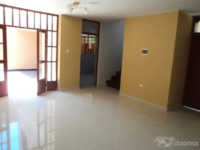 VENDO CASA CENTRO DE CHIMBOTE — foto 4