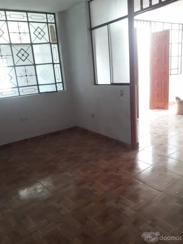 ALQUILER DE CASA en MOYOBAMBA — foto 3