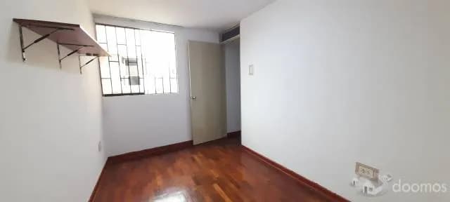 Venta de Departamento en piso 3 — foto 2