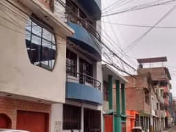VENDO BONITO DPTO EN 2DO. PISO