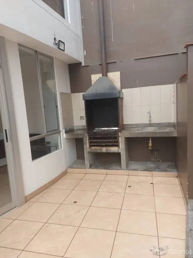 SE ALQUILA HERMOSO DPTO BARRANCO — foto 5