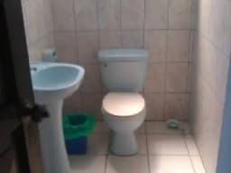 VENDO CASA GRANDE TRES PISOS INDEPENDIZADOS GRAN OFERTA