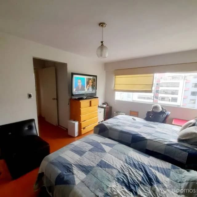 Exclusivo Triplex 200m2 con 2 Terrazas Frente a parque- San Borja — foto 5