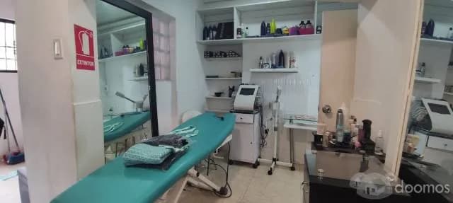 Vendo Local Comercial con Licencia Múltiple en Zona Comercial de San Miguel — foto 3
