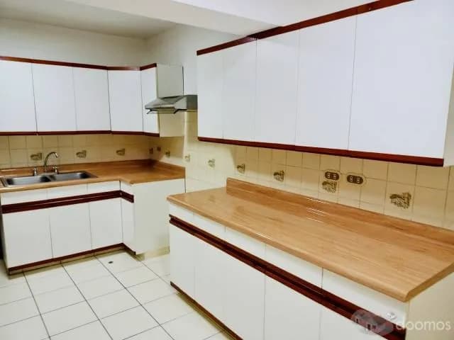 AMPLIO Y ACOGEDOR DPTO CON  AREAS COMUNES PISCINA, FRONTON — foto 3