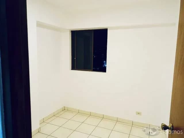 AMPLIO Y ACOGEDOR DPTO CON  AREAS COMUNES PISCINA, FRONTON — foto 5