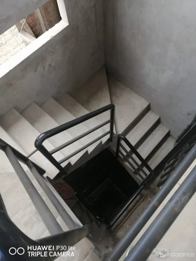 Alquiler De Edificio De 4 Pisos Con Terraza — foto 4
