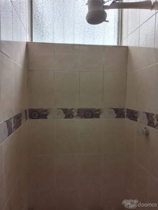 HABITACION CON BAÑO AMUEBLADO — foto 3