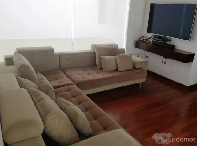 VENDO HERMOSA CASA EN EXCLUSIVA ZONA DE LA MOLINA — foto 2