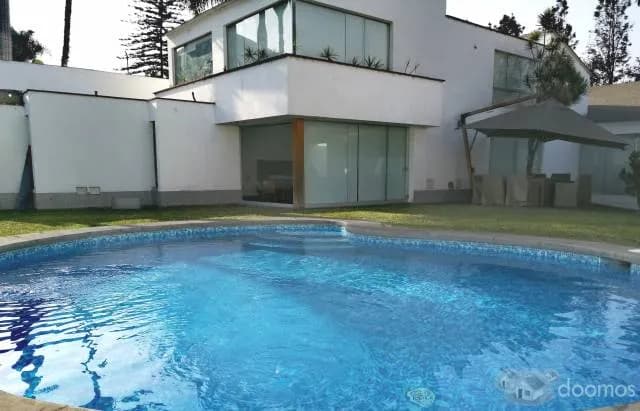 VENDO HERMOSA CASA EN EXCLUSIVA ZONA DE LA MOLINA — foto 10