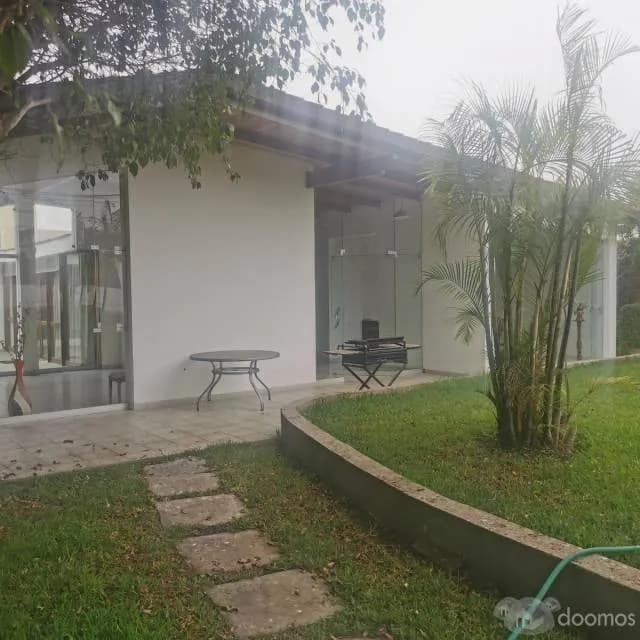 Casa con Piscina sol de la molina — foto 1