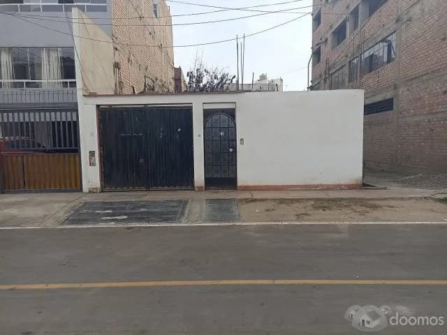 Vendo casa frente a parque, zona residencial — foto 1