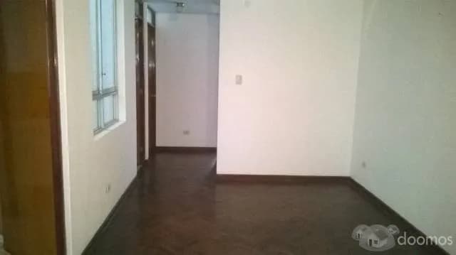 ALQUILO AMPLIO DEPARTAMENTO DE 3 DORMITORIOS EN SAN BORJA — foto 1