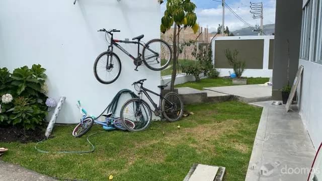 EXCLUSIVA Y ACOGEDORA CASA — foto 8