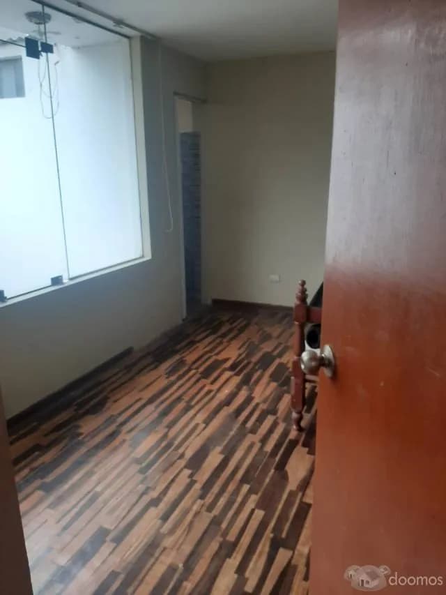 ALQUILO HABITACION EN LA MOLINA, AMOBLADA CON BAÑO INTERIOR — foto 1