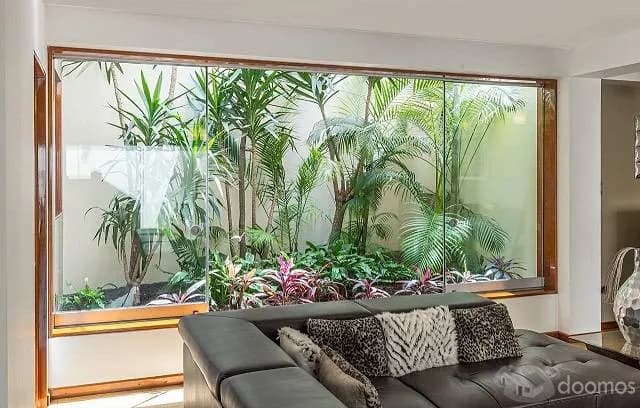 HERMOSA CASA EN ZONA EXCLUSIVA DE SURCO — foto 2