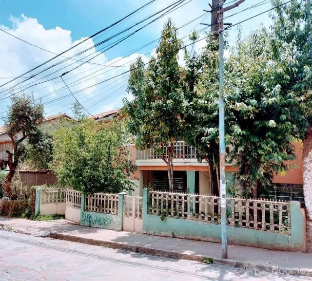CUSCO URB LUCREPATA VENDO COMO TERRENO 300 m2 — foto 2