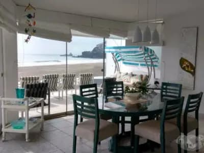 Se alquila casa de playa en Santa María del Mar.
