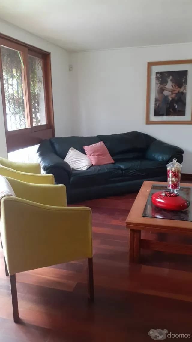 EXCELENTE OPORTUNIDAD CASA EN PERFECTO ESTADO — foto 2