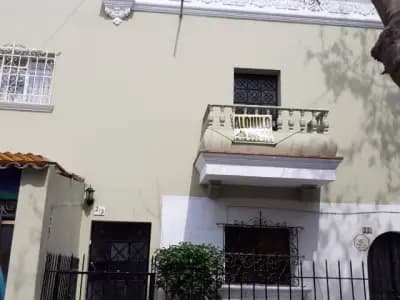 Se alquila vivienda en Urb. San Antonio, Miraflores
