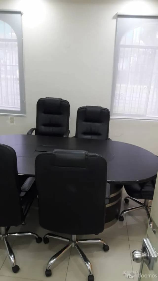 ALQUILER DE OFICINAS AMOBLADAS Y SIN AMOBLAR — foto 1