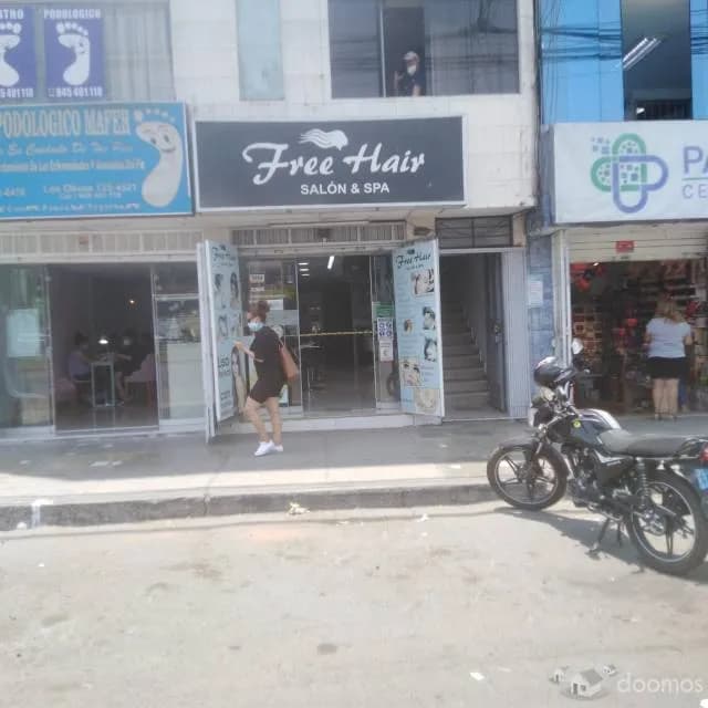 Los Olivos - Vendo Local En La Av. Las Palmeras — foto 1