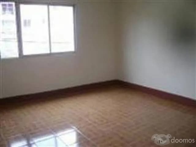 SE ALQUILA HABITACION — foto 1
