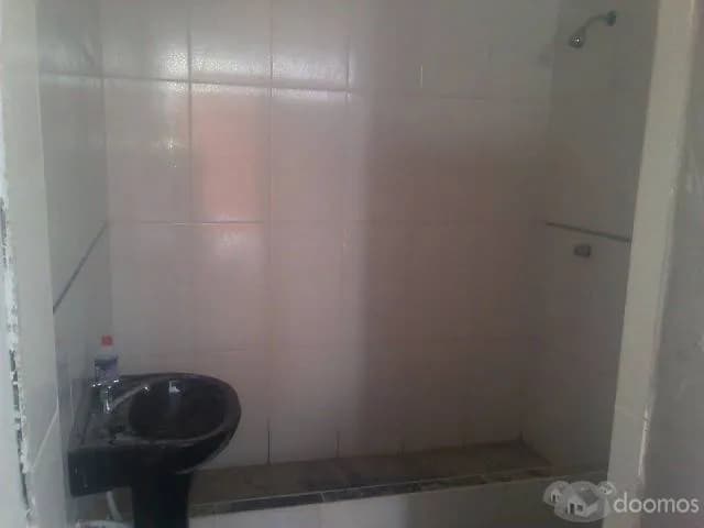 CASA EN VENTA O ALQUILER DE DOS PISOS EN ESTRENO — foto 4