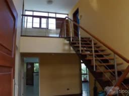 VENDO HERMOSA CASA EN CORPAC