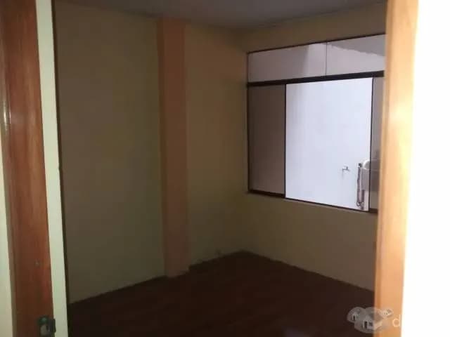 ALQUILER DE AMPLIA CASA — foto 3