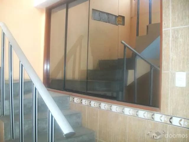 Vendo Casa GRAN INVERSION Urb. San Juan Macias Callao — foto 3