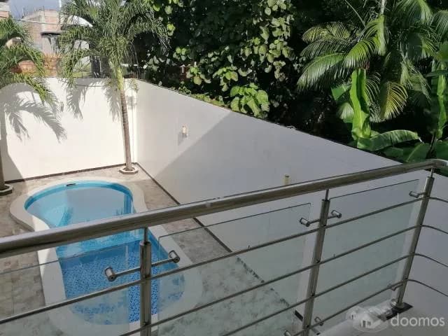En venta casa con piscina — foto 1