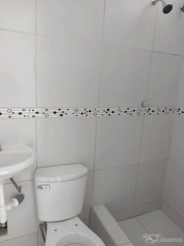 EN VENTA AMPLIO LOCAL DE 120 M2 EN RIMAC — foto 5