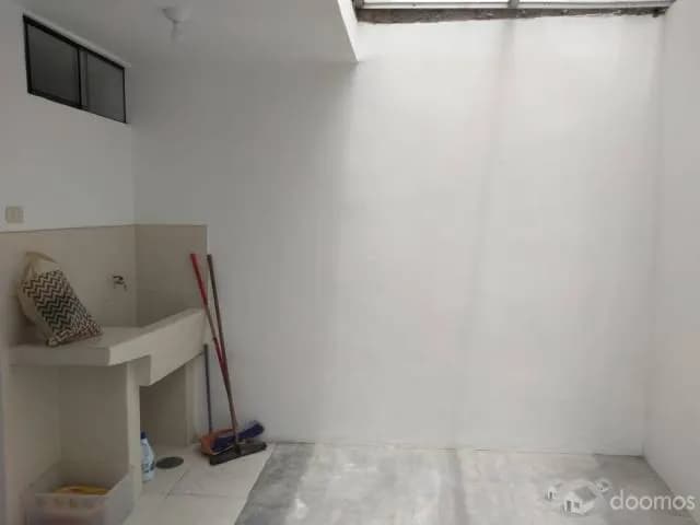 EN VENTA AMPLIO LOCAL DE 120 M2 EN RIMAC — foto 7