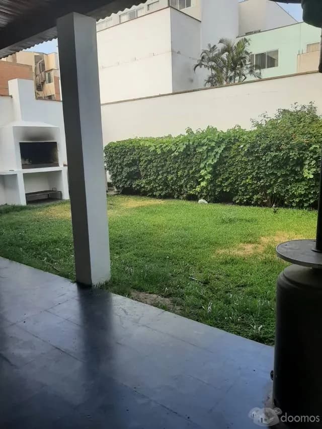 VENDO CASA COMO TERRENO EN SAN ISIDRO — foto 2