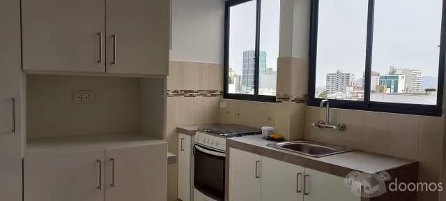 Vendo Departamento Duplex, 28 de Julio Miraflores — foto 8