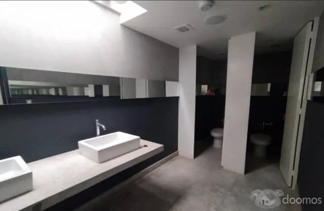 LOCAL COMERCIAL EN VENTA — foto 8