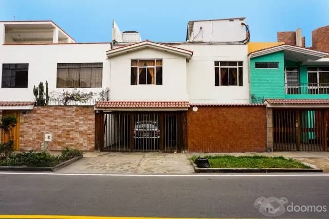 *SE ALQUILAN MODERNAS HABITACIONES URB. CIPRESES* — foto 1