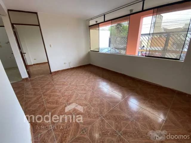 Se vende Minidepa 1er Piso - Las Praderas La Molina — foto 2