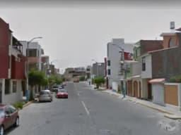 YANAHUARA CERCA COLEGIO LORD BYRON VENDEMOS CASA
