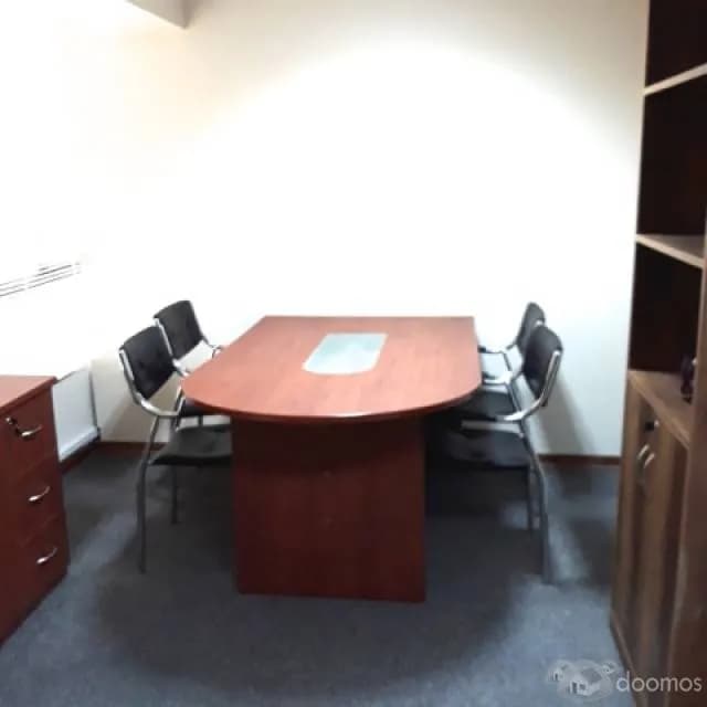 ALQUILER OFICINA AMOBLADA EN CENTRO EMPRESARIAL MIRAFLORES — foto 2