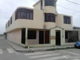 VENTA DE CASA EN CHIMBOTE