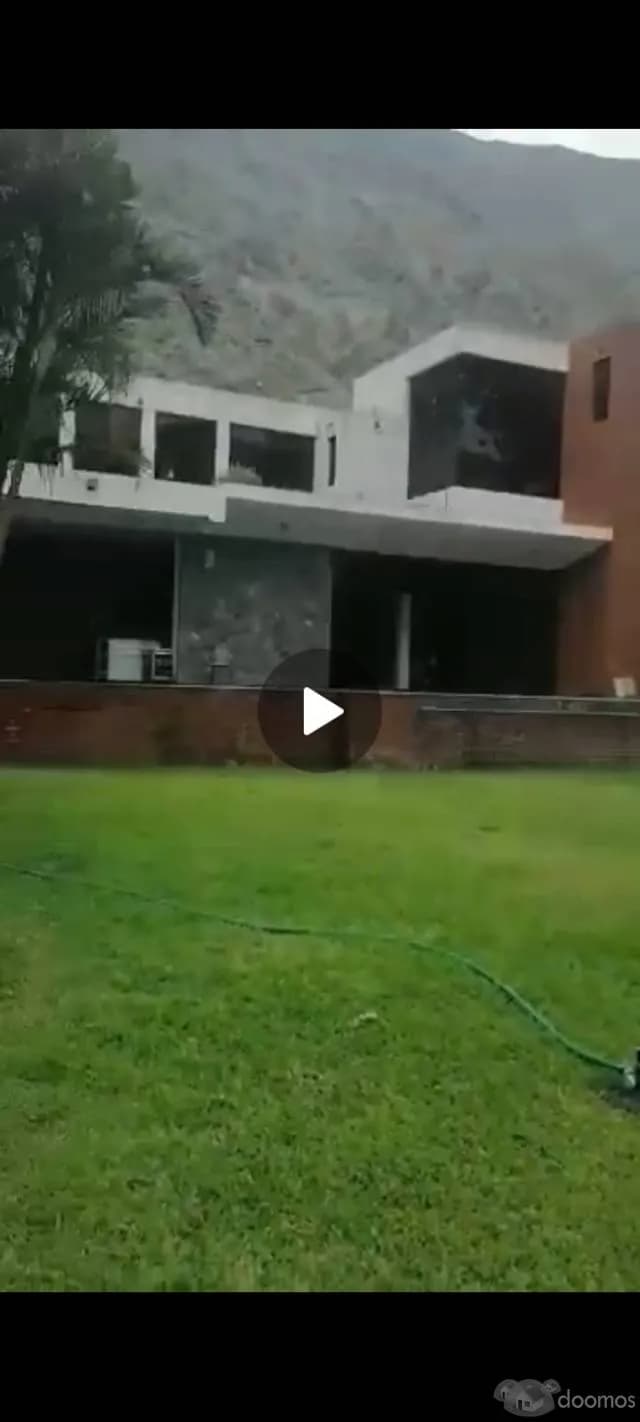 Vendo casa en La Planicie - La Molina — foto 1
