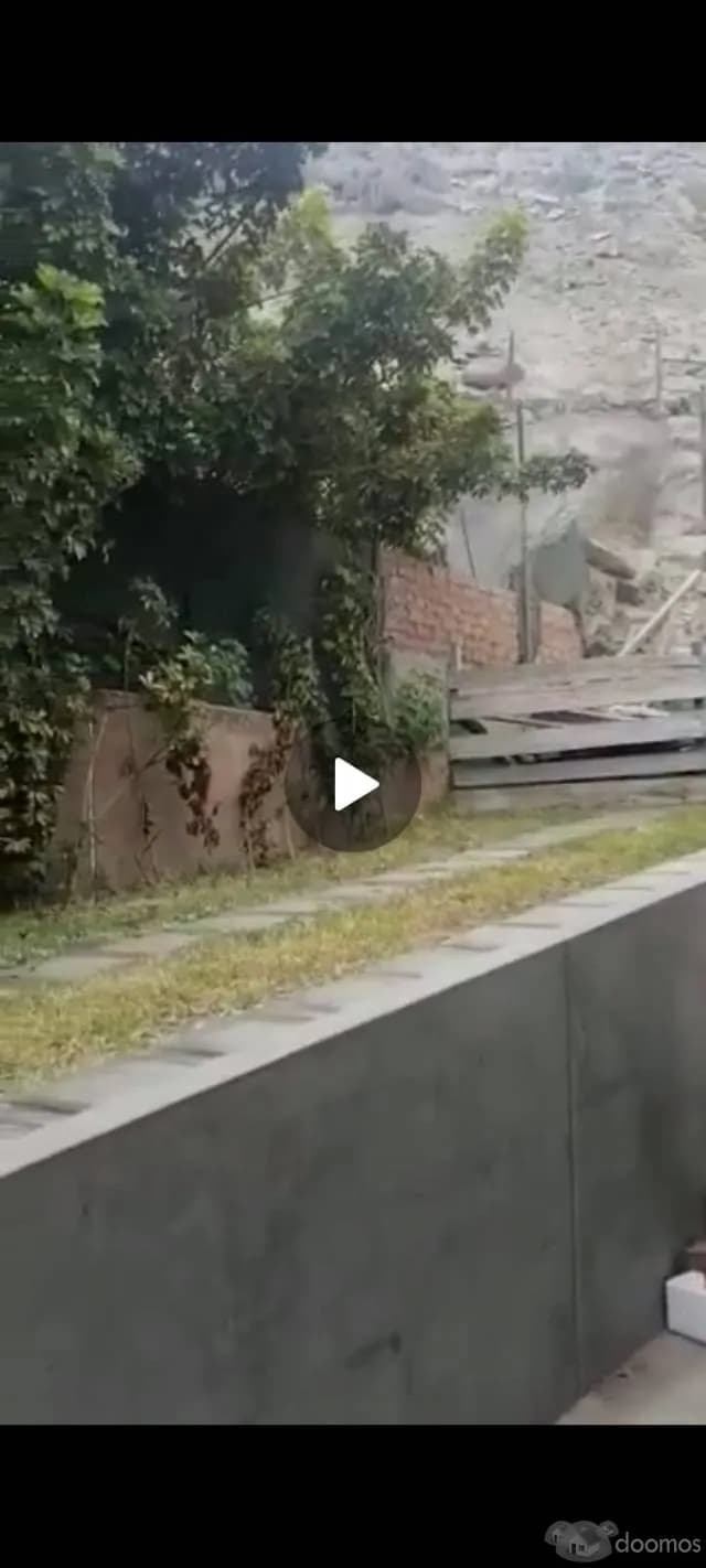 Vendo casa en La Planicie - La Molina — foto 2