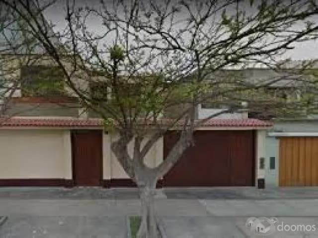 Venta casa como terreno San Isidro — foto 1