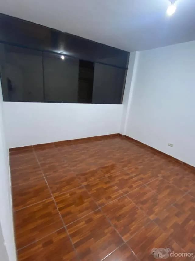 Vendo Amplio Departamento en Urb. La Alborada COMAS. — foto 5